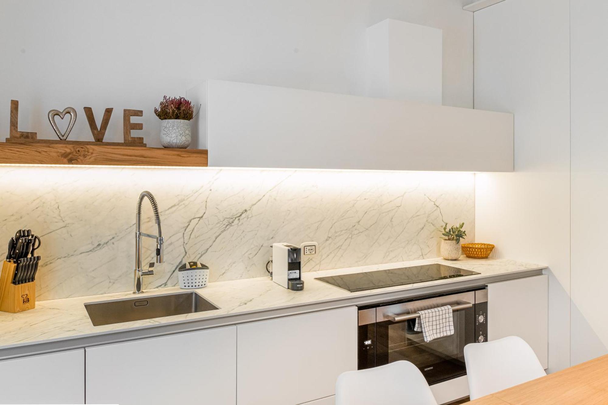Apartamento White Moon Crema & Parking Exterior foto